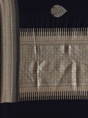 Navy blue woven silk blend saree with blouse 4