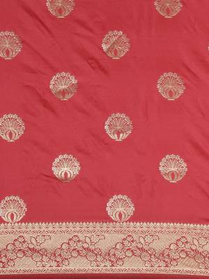 Pink woven silk blend saree with blouse 5