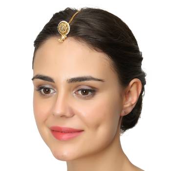 Gold Pearl Maang Tikka 1