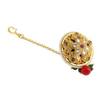 Gold Pearl Maang Tikka 3
