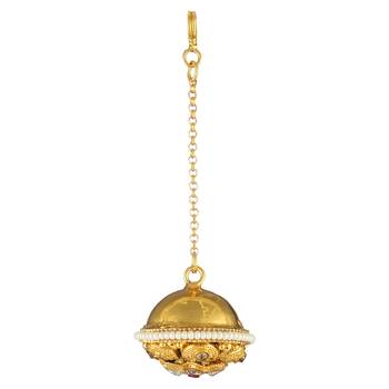 Gold Pearl Maang Tikka 4