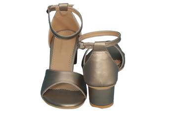women and girls comfort heel boot  4