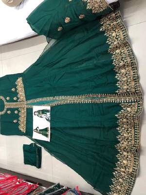 Green embroidered santoon salwar 2