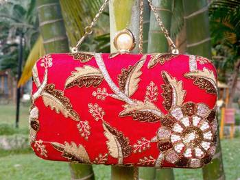 bagzVela Red Designer Box Clutch 1