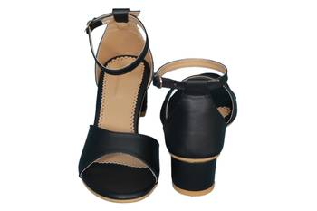 women and girls comfort heel boot  4