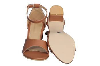 women and girls comfort heel boot  5
