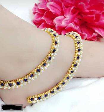 Blue diamond anklets 1