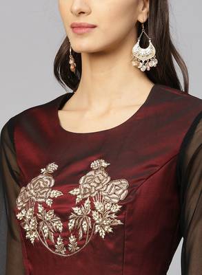 Black Embroidered Georgette Islamic Dresses 5