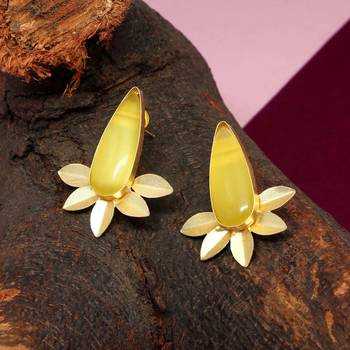 Yellow Danglers Drops 2