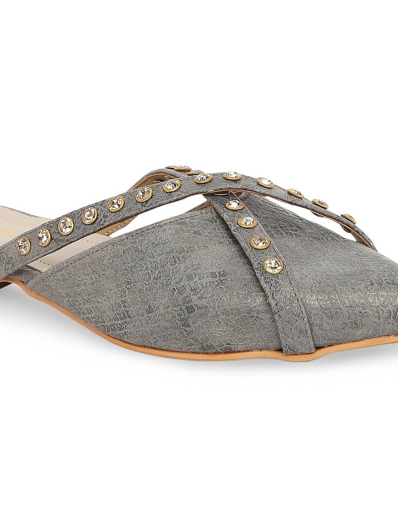 grey solid rubber sandals