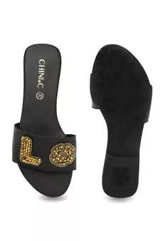 Black solid rubber sandals