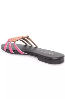 Black solid rubber sandals