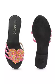 Black solid rubber sandals