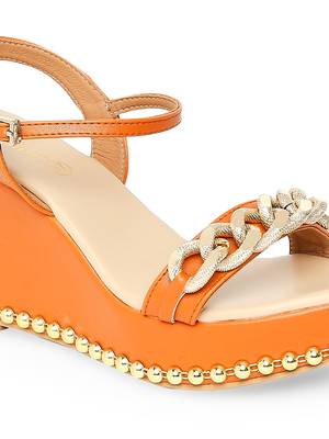 brown solid rubber sandals 5