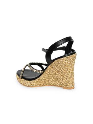 beige solid rubber sandals 2