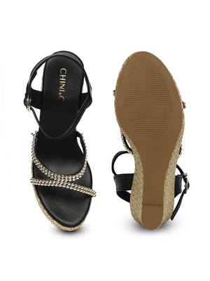 beige solid rubber sandals 4