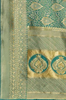 Green woven banarasi silk saree with blouse 4