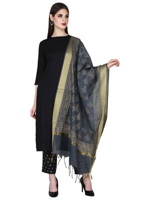 black Rayon Plain/Solid Round Neck Ethnic Set With Beautiful Gold Printed Duptta 3