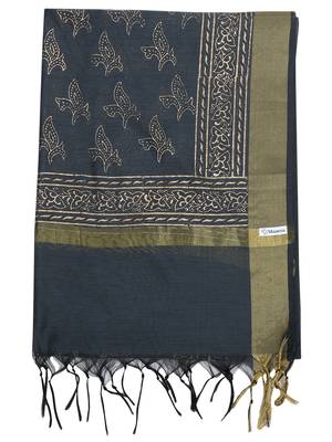 black Rayon Plain/Solid Round Neck Ethnic Set With Beautiful Gold Printed Duptta 5
