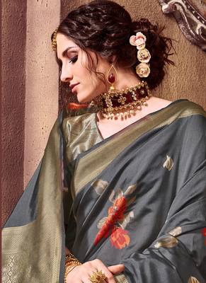Grey Party Wear Designer Saree 3