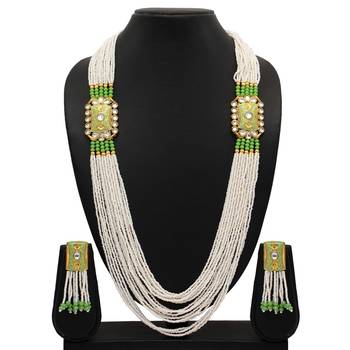 Green necklace-sets 1