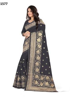Black Embroidered Silk Saree With Blouse 2