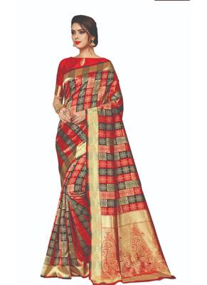 Red woven jacquard saree with blouse 1