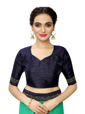 Green plain art silk saree with blouse 4