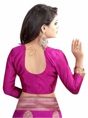 Pink woven banarasi silk saree with blouse 5