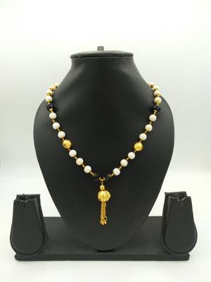 Multicolor necklaces 1