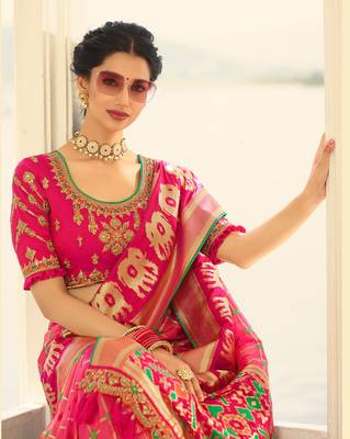 Pink Embroidered Banarasi Silk Saree With Blouse 3