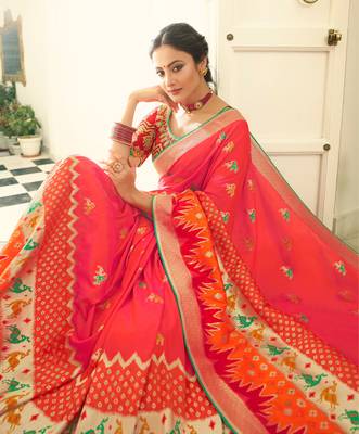 Pink Embroidered Banarasi Silk Saree With Blouse 3