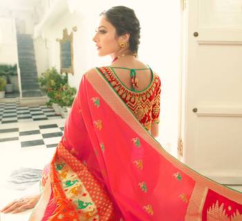 Pink Embroidered Banarasi Silk Saree With Blouse 4