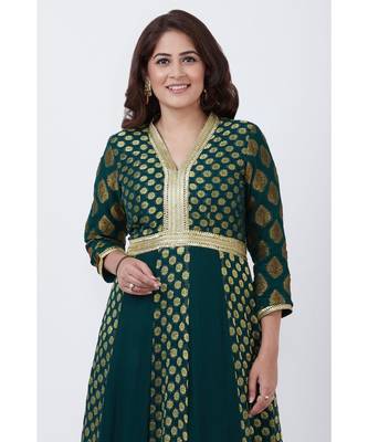 Green Banarsi Plunging Neckline Floor length Kurti 4
