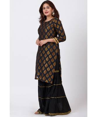 Black Banarsi Kurti with Crushed Sharara 1
