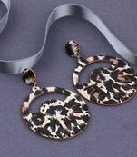 Elegant Dangler  Wooden Earrings For Girls And Women