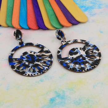 Attractive  Wooden Light Weight Earrings For Girls And Women. 4