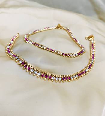Gold anklets 1