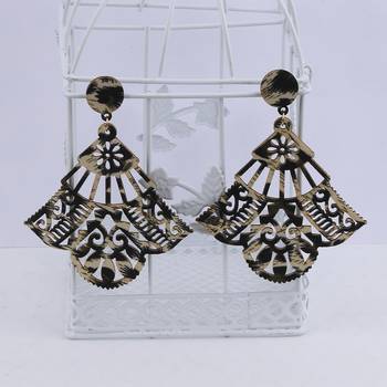 Wonderful Attractive   Wooden Light Weight Dangle Earrings For Girls And Women. 3