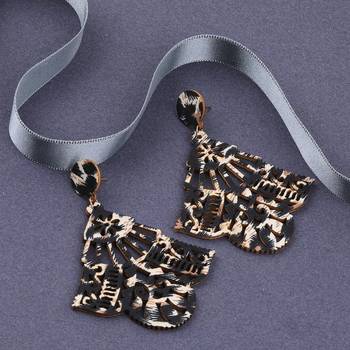 Elegant  Light Weight Dangle Wooden Earrings For Girls And Women. 1