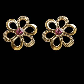 Trendy Pink Flower Stud Earrings 3