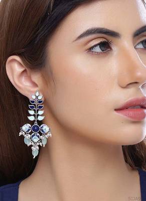 Bagh E Fiza Leaves Long Drop Earrings 2