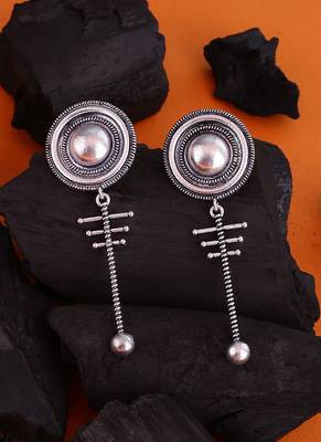 Baigani Circular Drop Earrings 1
