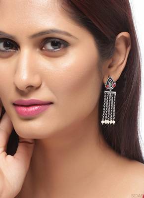 Apinaya Faux Pearls Adorned Drop Earrings 2