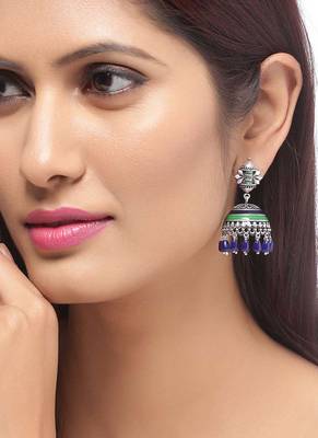 Mehrunisa Lightly Embellished Jhumka Earrings 2