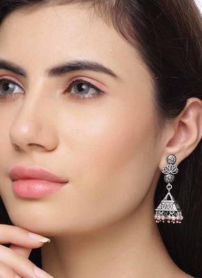 Abhira Paisley Motifs Embossed Earrings 2