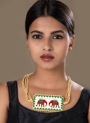 Cream Nari Kunjar Patola Necklace 2