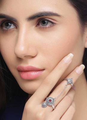 Abhira Adjustable Two Finger Ring 2