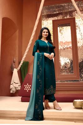 Green Embroidered Georgette Semi Stitched Salwar With Dupatta 1