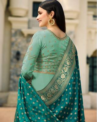Green Embroidered Silk Blend Semi Stitched Salwar With Dupatta 2